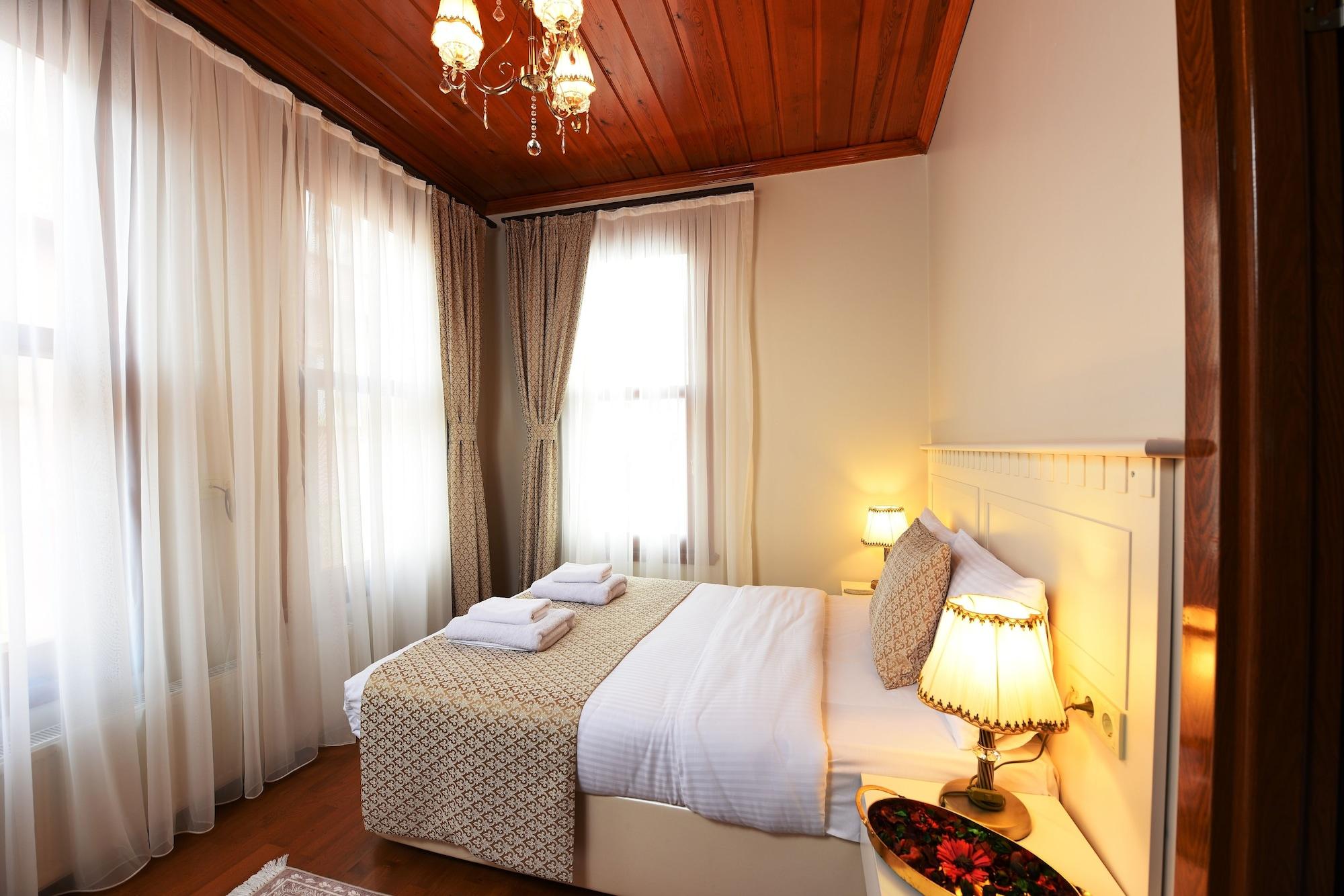 Elyka Hotel Istanbul Exterior photo